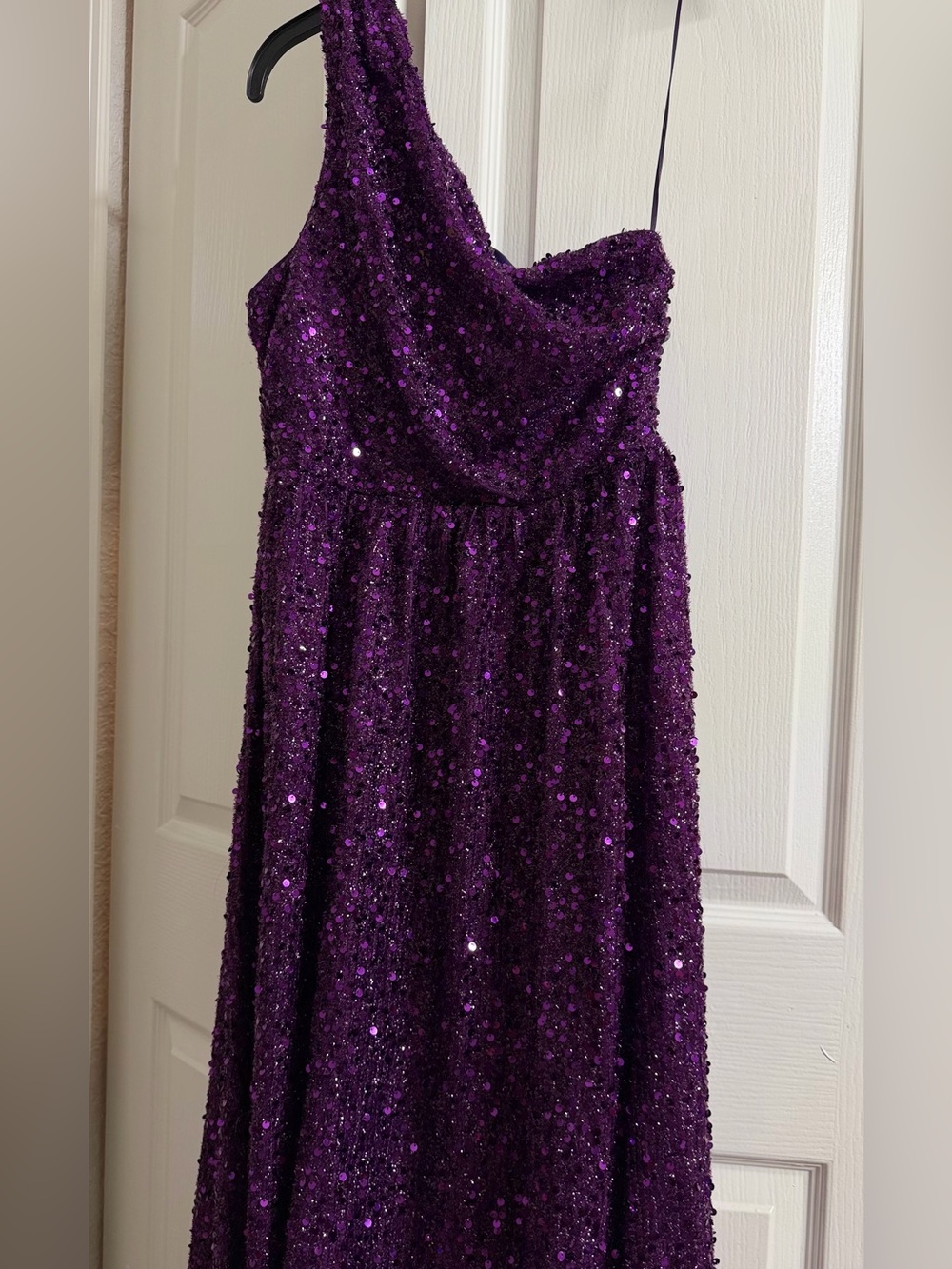 One-Shoulder Sequin Purple Evening Dress